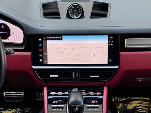 2022 Porsche Cayenne Turbo S E-Hybrid