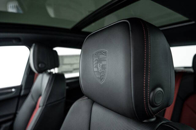 2026 Porsche Macan GTS