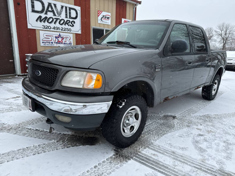 2002 Ford F-150 XLT photo 2