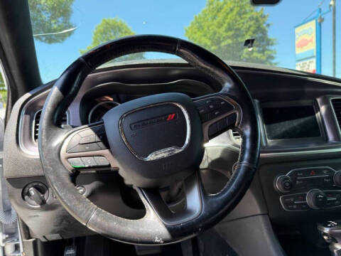 2019 Dodge Charger SXT