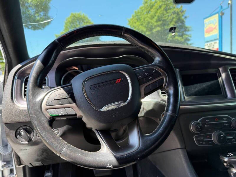2019 Dodge Charger SXT