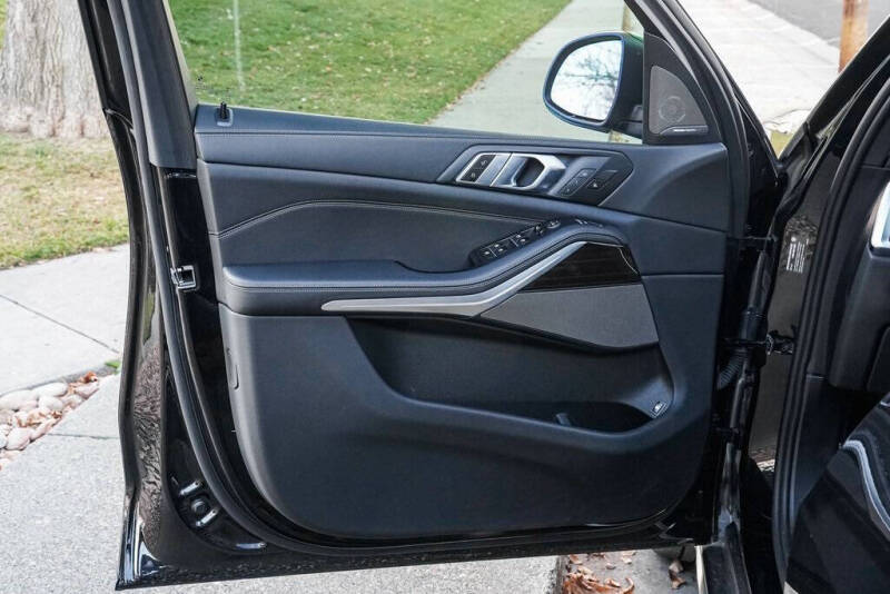 2024 BMW X5 xDrive50e