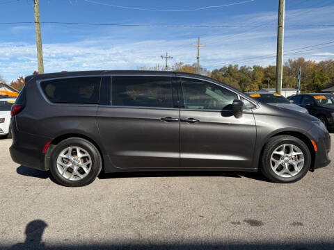2018 Chrysler Pacifica Touring Plus