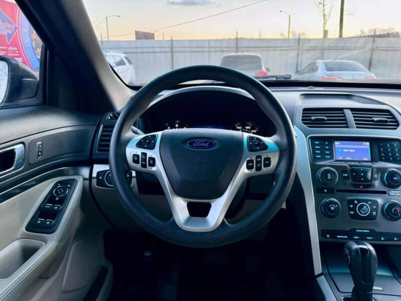 2014 Ford Explorer