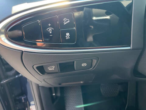 2024 Genesis Electrified GV70