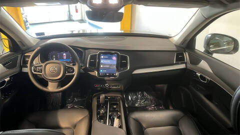 2024 Volvo XC90 B5 Core Bright Theme