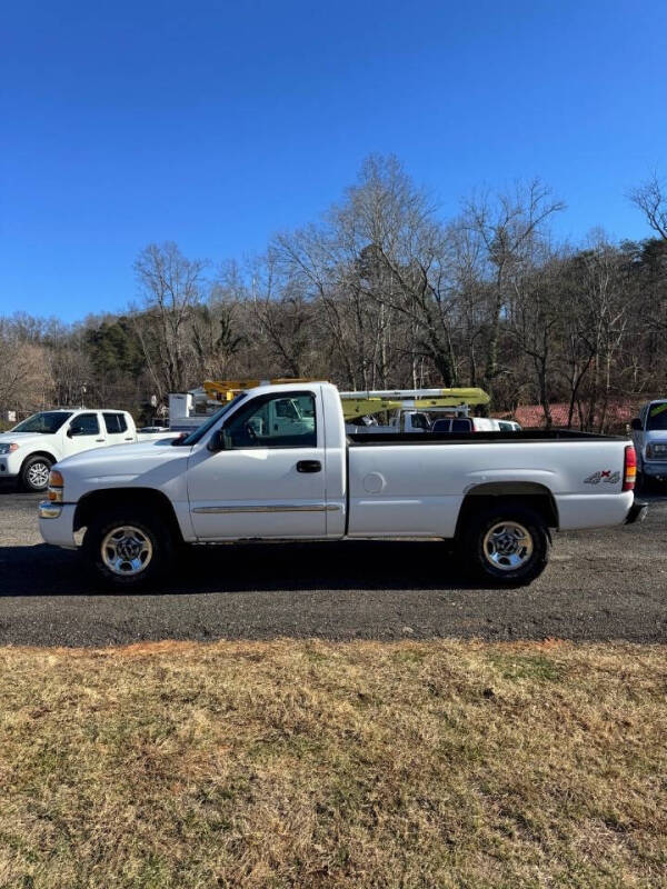 2003 GMC Sierra 1500 Work Truck