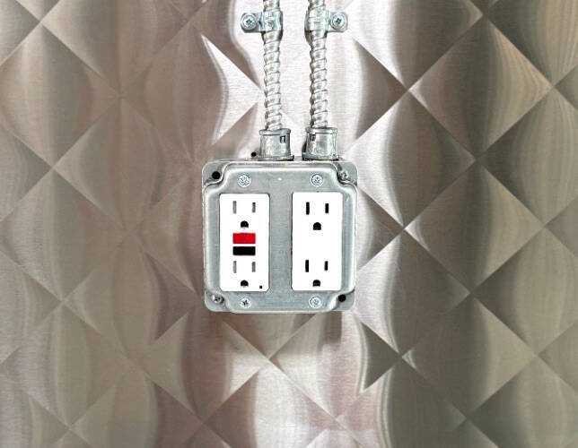 2013 Freightliner MT55 Chassis