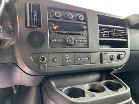 2017 Chevrolet Express 2500