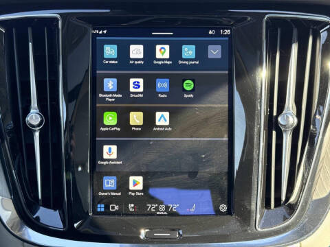 2024 Volvo S60 B5 Ultimate Dark Theme