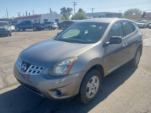 2014 Nissan Rogue Select for sale at PARS AUTO SALES in Tucson AZ