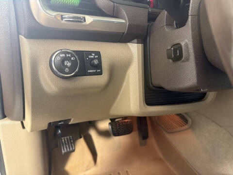 2016 GMC Acadia Denali
