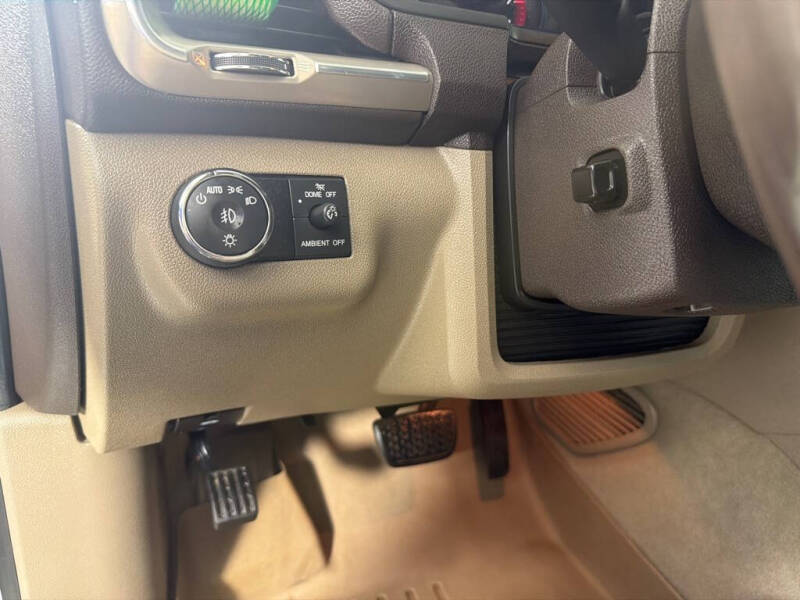 2016 GMC Acadia Denali