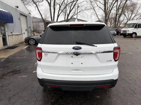 2016 Ford Explorer
