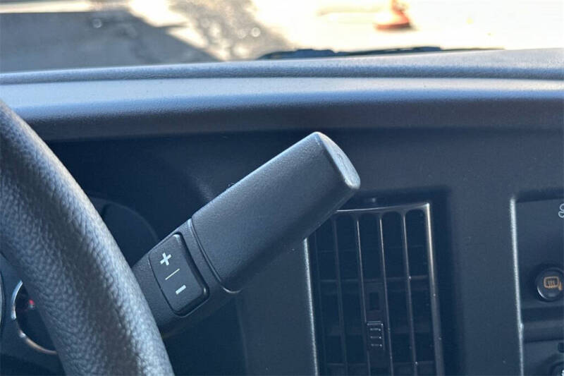 2024 Chevrolet Express LT 3500