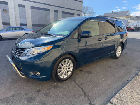 2011 Toyota Sienna