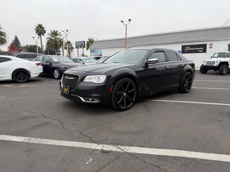 2016 Chrysler 300 C