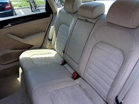 2013 Volkswagen Passat TDI SEL Premium