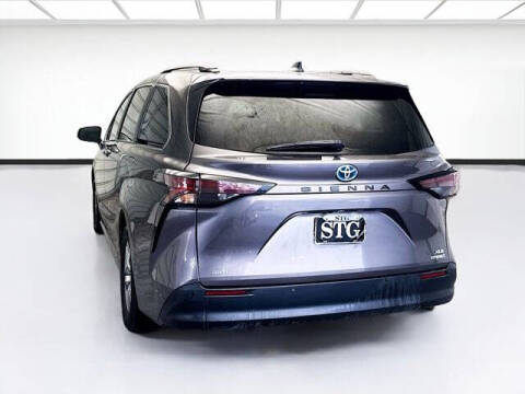 2023 Toyota Sienna XLE 7-Passenger