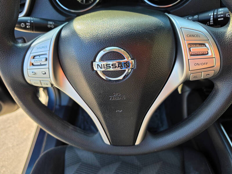 2014 Nissan Rogue S