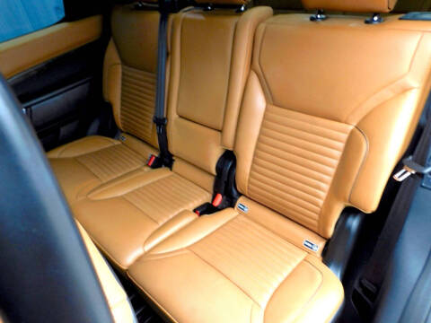 2017 Land Rover Discovery HSE Luxury