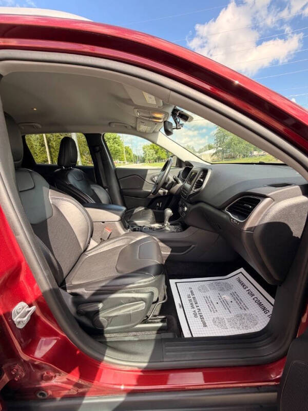 2019 Jeep Cherokee Latitude Plus