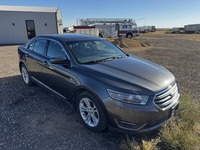 2018 Ford Taurus SEL's photo