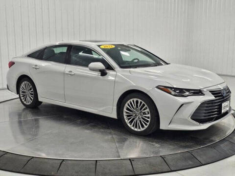 2022 Toyota Avalon Hybrid Limited