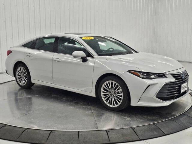 2022 Toyota Avalon Hybrid Limited