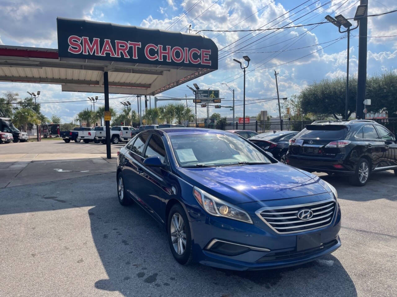 2016 Hyundai SONATA for sale at SMART CHOICE AUTO in Pasadena, TX