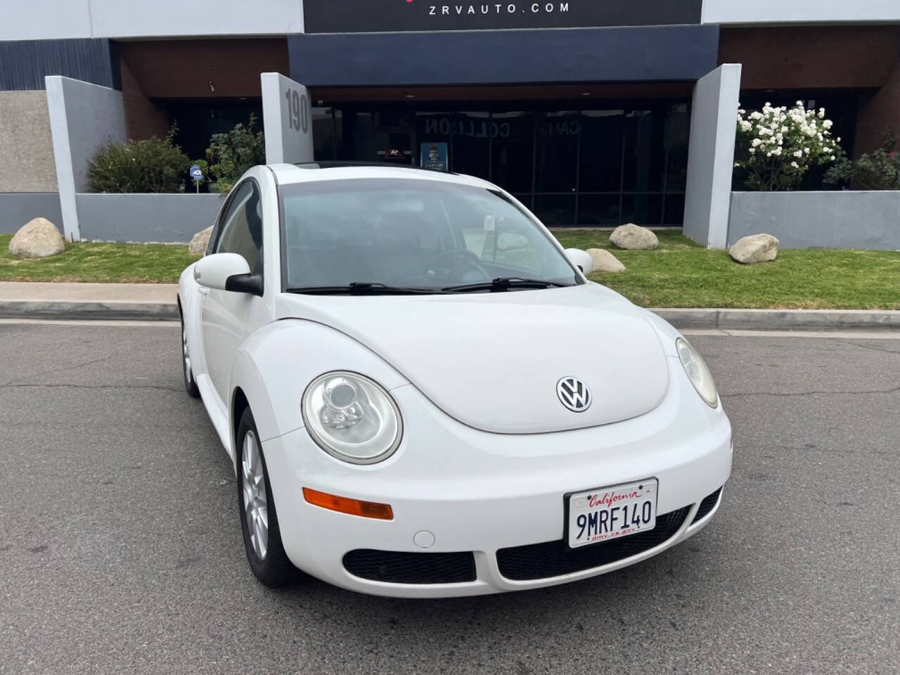 2010 Volkswagen New Beetle for sale at ZRV AUTO INC in Brea, CA