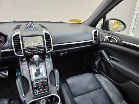 2013 Porsche Cayenne S