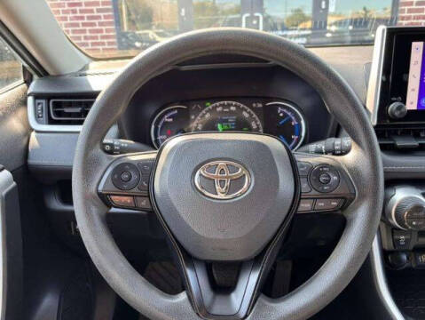 2023 Toyota RAV4 Hybrid XLE