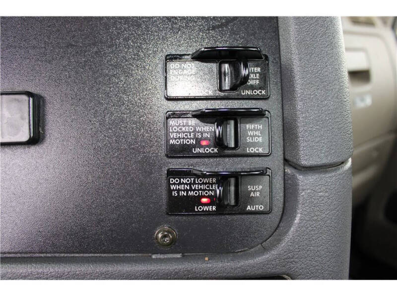 2016 Freightliner Cascadia