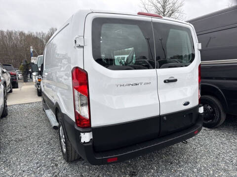 2023 Ford Transit