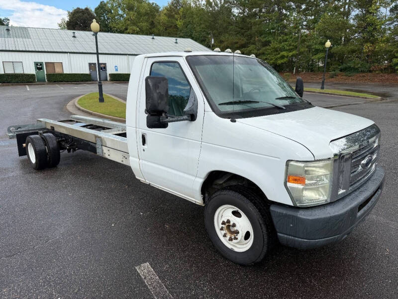 2011 Ford E-Series E-450 SD