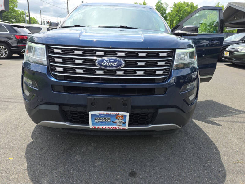 2017 Ford Explorer