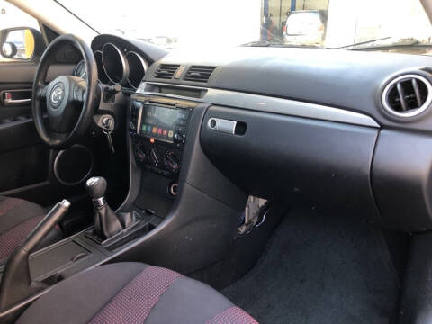 2005 Mazda MAZDA3
