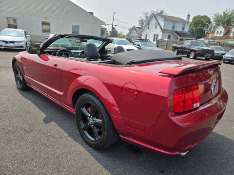 2007 Ford Mustang GT Deluxe