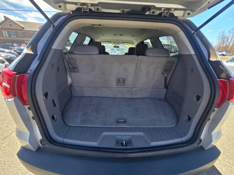2012 Chevrolet Traverse LS