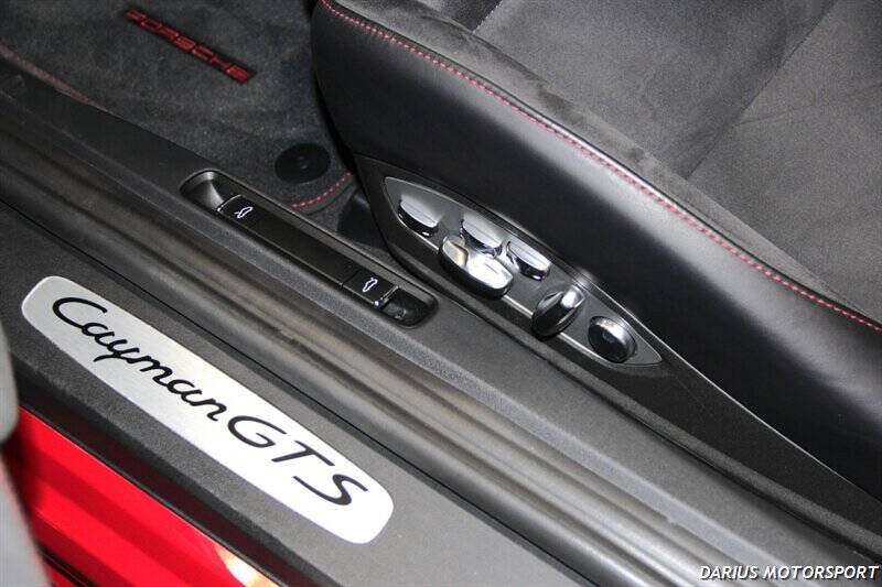 2024 Porsche 718 Cayman GTS 4.0