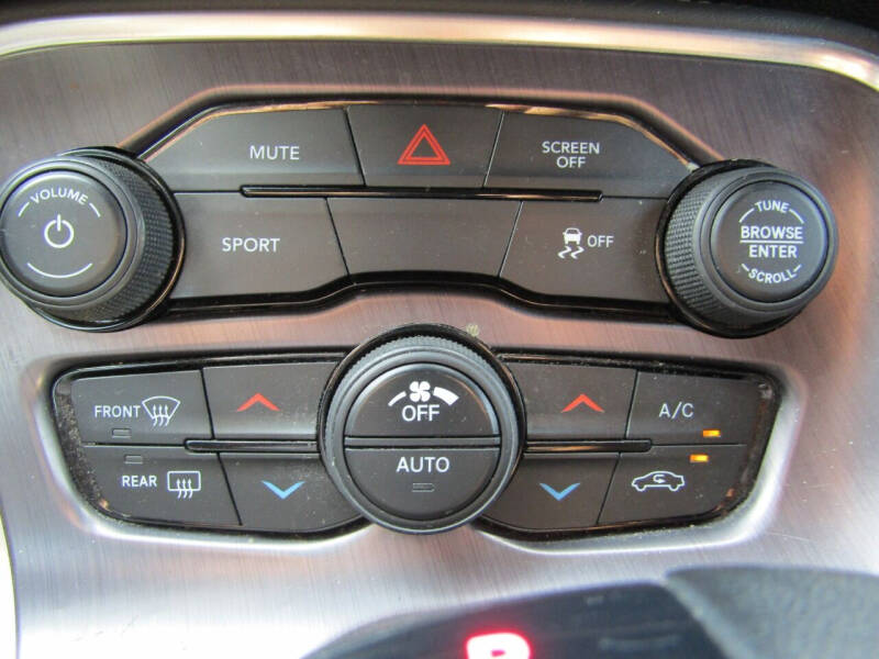 2018 Dodge Challenger SXT