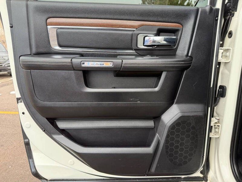 2016 RAM 3500 Laramie