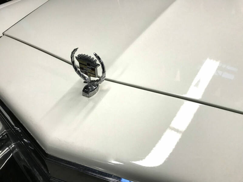 1990 Cadillac Brougham