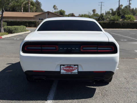 2017 Dodge Challenger SXT
