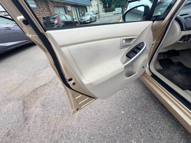 2011 Toyota Prius Two
