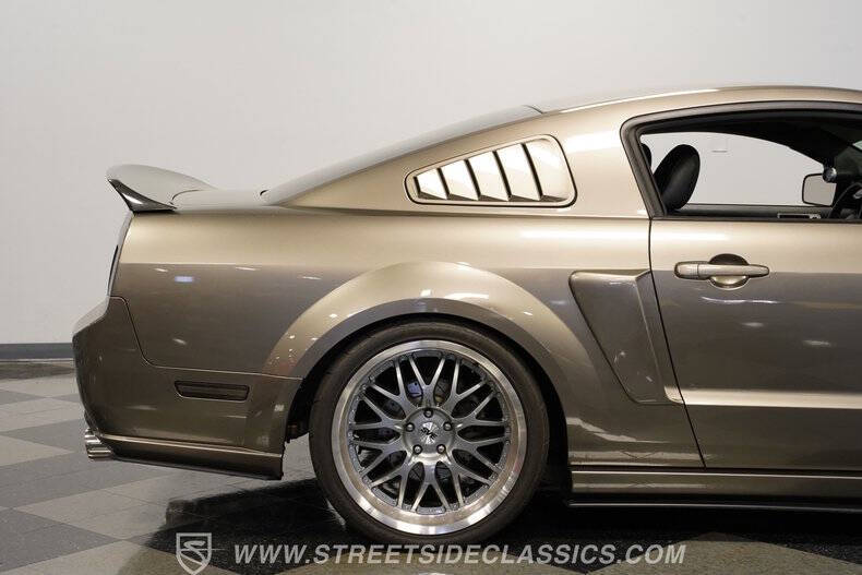 2005 Ford Mustang