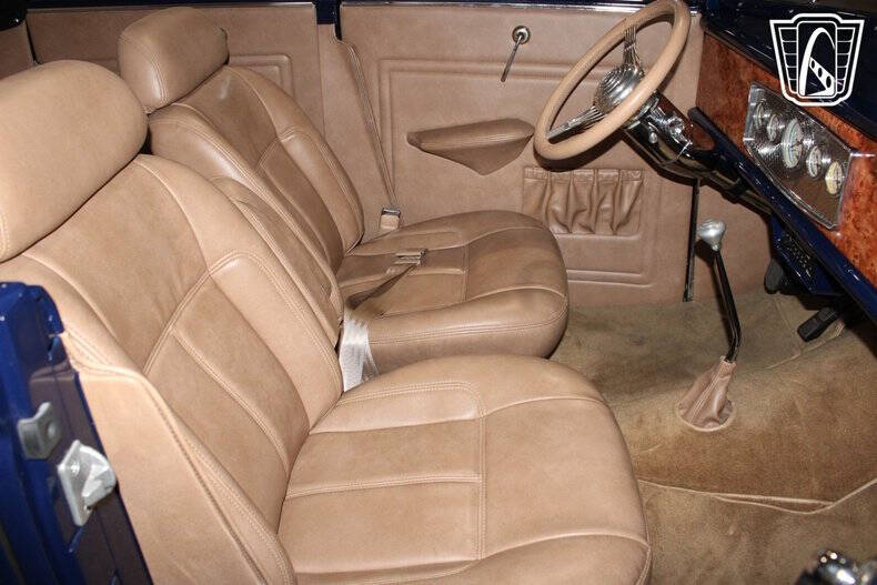 1937 Ford Phaeton