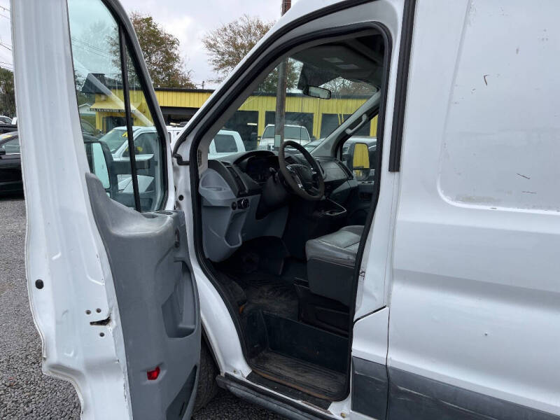 2015 Ford Transit Base photo 19