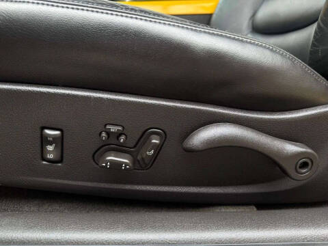 2004 Chevrolet SSR LS